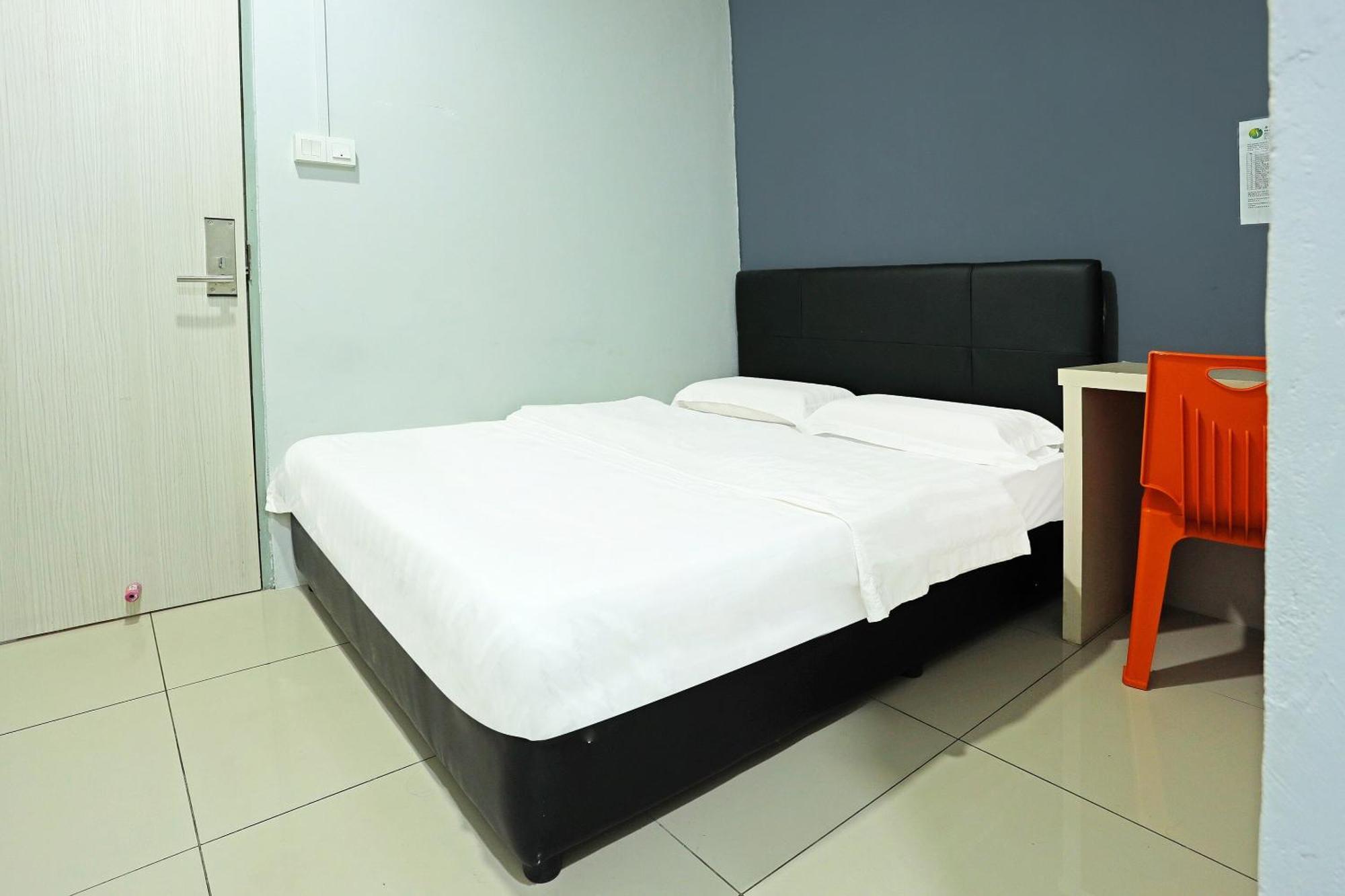 Super Oyo 90478 Marina World Hotel Kuching Eksteriør billede