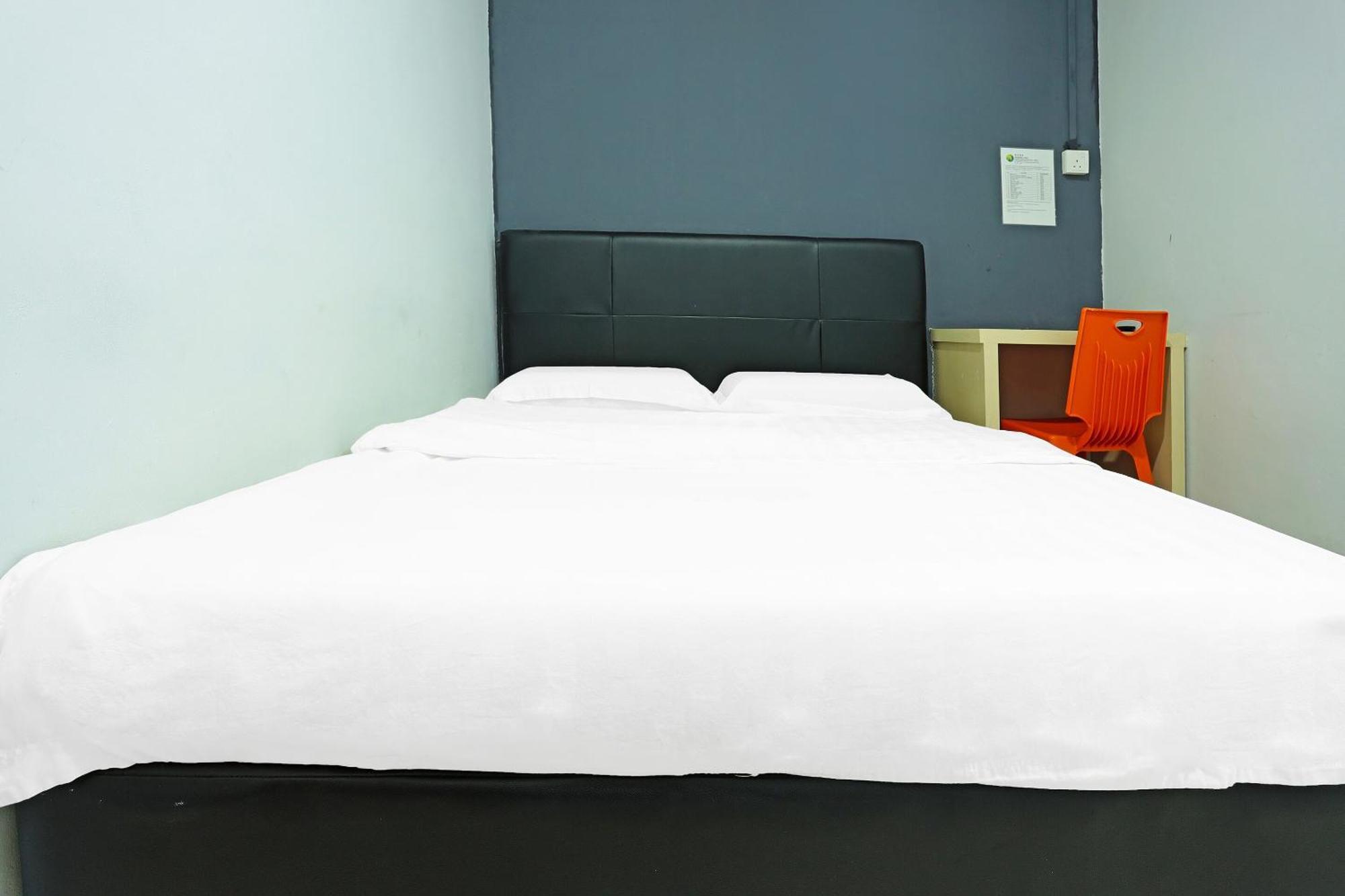 Super Oyo 90478 Marina World Hotel Kuching Eksteriør billede